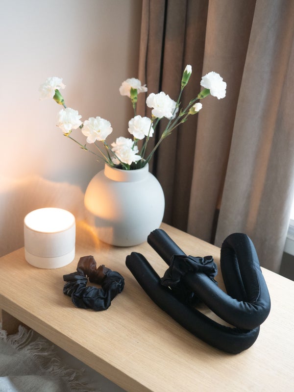 Silkkinen Heatless Curls -kiharrinpaketti, musta